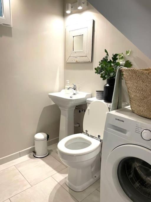 Apartament Cosy Camon Bolt-Hole Zewnętrze zdjęcie